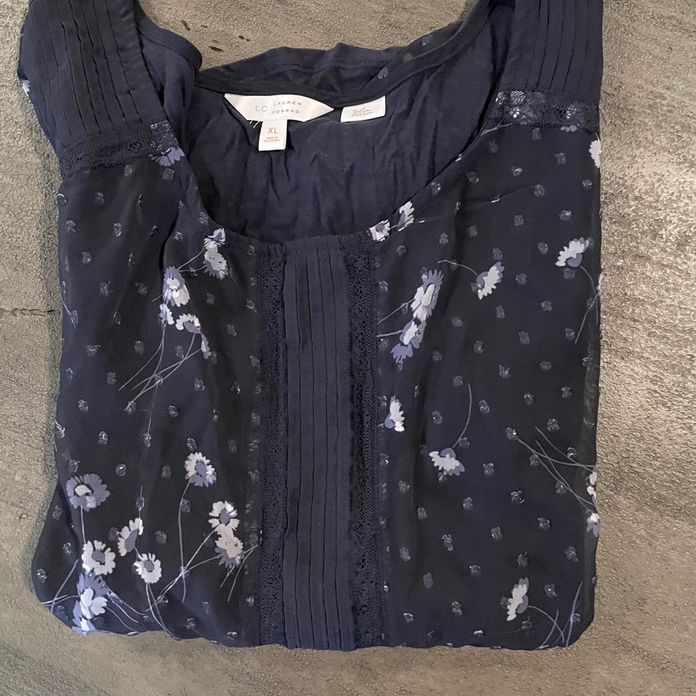 Mixed material flower blouse